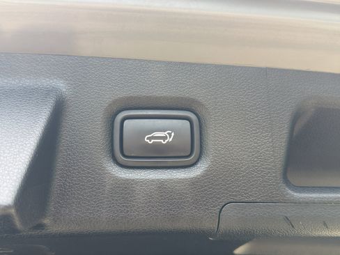 Used 2023 Hyundai Santa Fe SEL FWD image 24