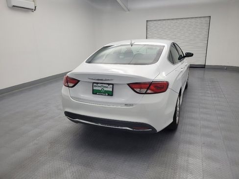 Used 2016 Chrysler 200 Limited w/ Convenience Group FWD image 7