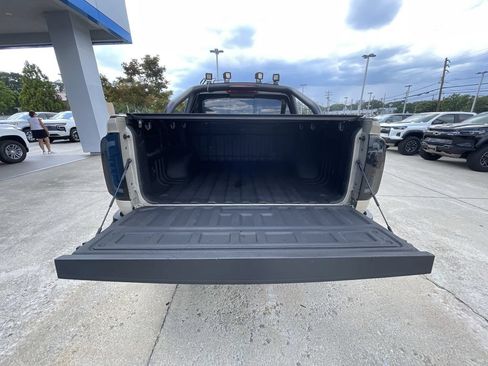 Used 2022 Chevrolet Colorado ZR2 w/ Colorado ZR2 Bison Edition AWD/4WD image 24