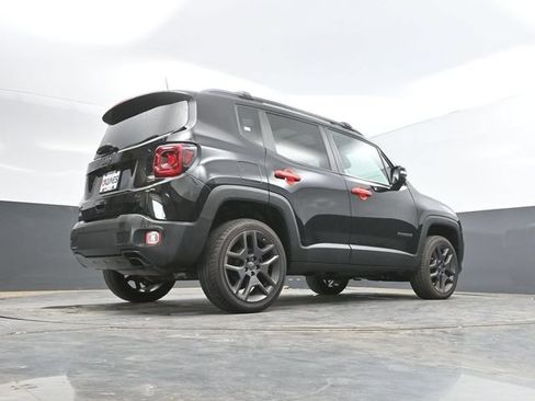 Used 2019 Jeep Renegade Limited w/ Quick Order Package 22P AWD/4WD image 31