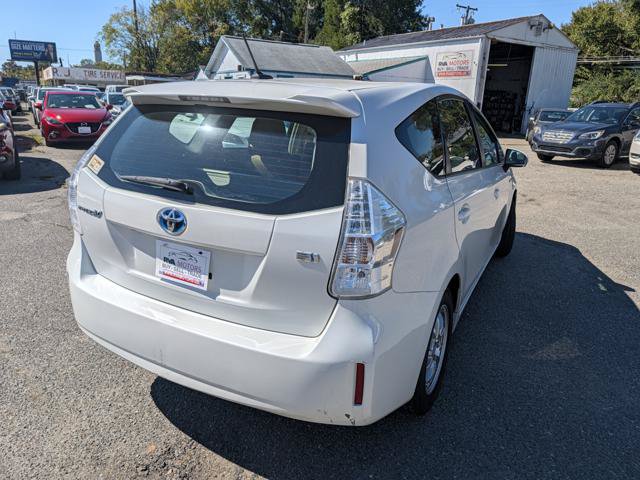 Used 2014 Toyota Prius V Three FWD image 28