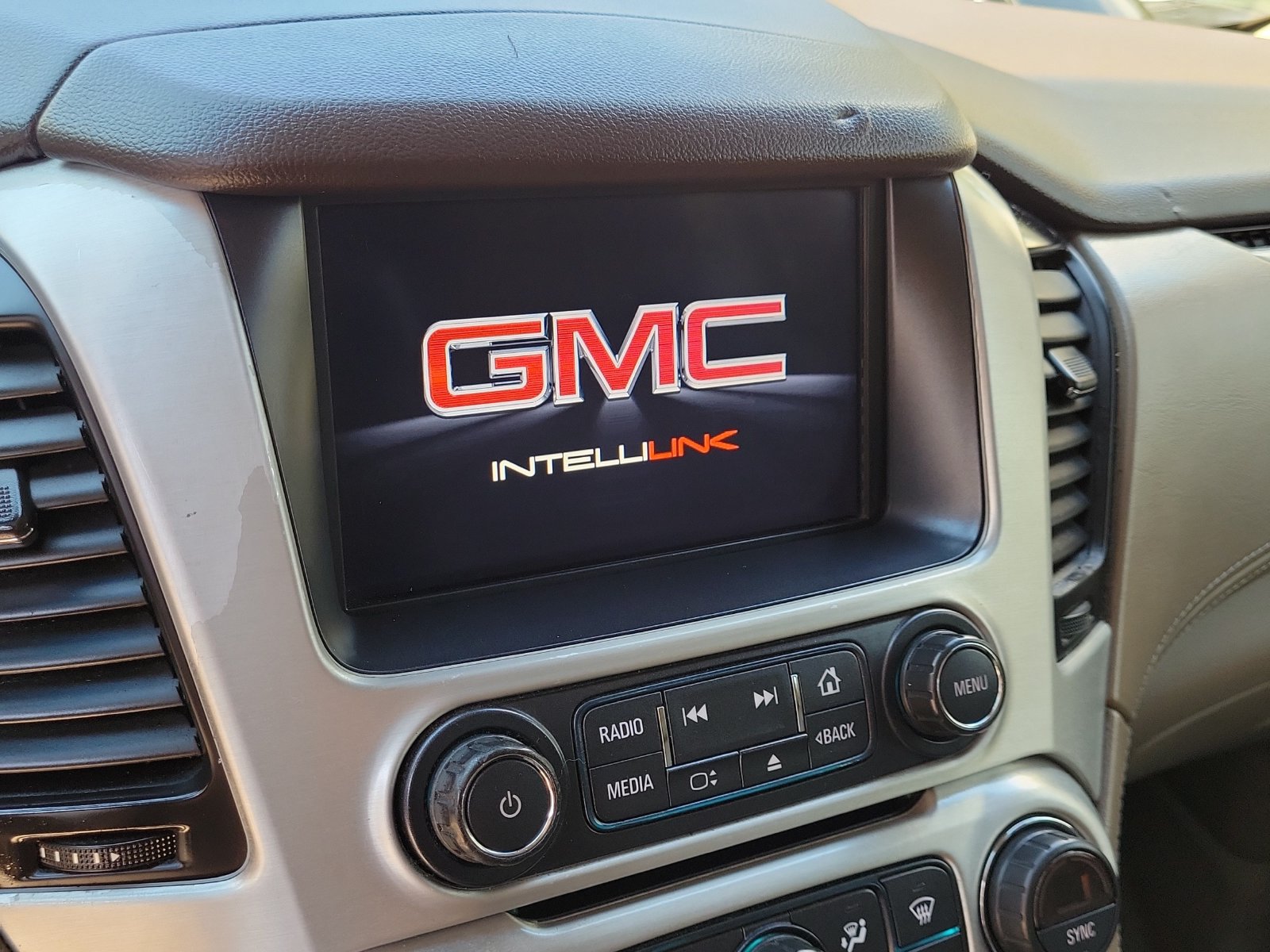 Used 2019 GMC Yukon SLT w/ Open Road Package RWD image 25