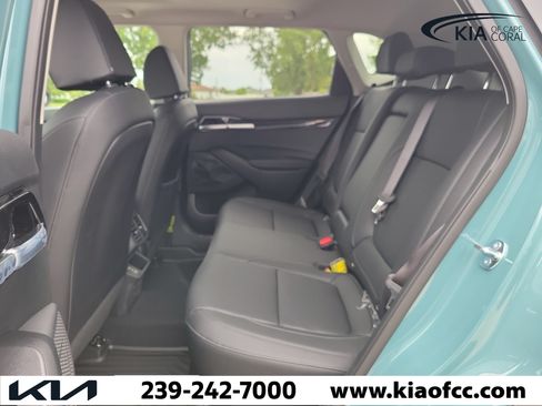 New 2026 Kia Seltos EX FWD image 11