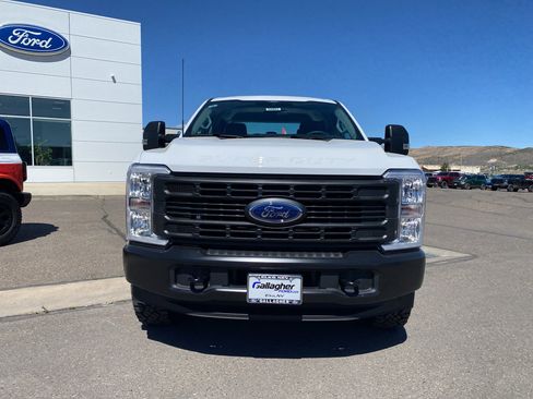 New 2026 Ford F350 XL w/ XL Off-Road Package AWD/4WD image 17