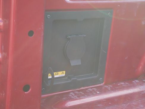 Certified 2022 Ford F150 XLT w/ Equipment Group 302A High image 24