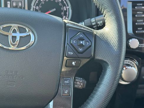 Used 2020 Toyota 4Runner SR5 image 24