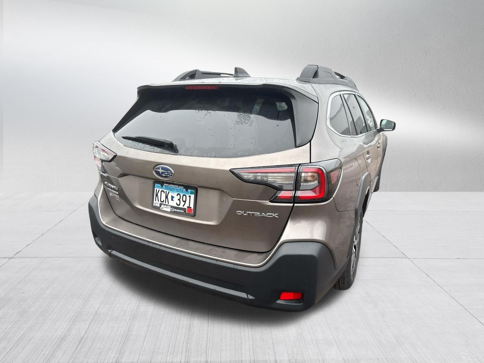 Used 2024 Subaru Outback Premium AWD/4WD image 6