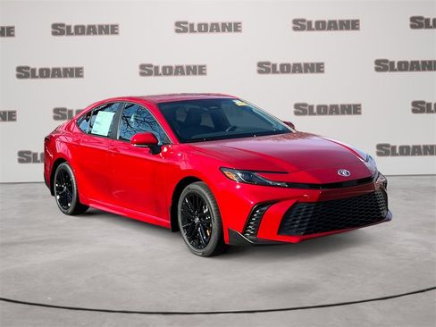New 2026 Toyota Camry SE FWD image 7