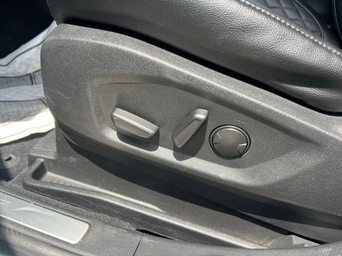 Used 2024 Ford Edge Titanium w/ Equipment Group 301A AWD/4WD image 21