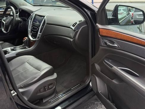 Used 2013 Cadillac SRX Luxury FWD image 9