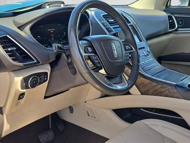 Used 2020 Lincoln Nautilus Reserve FWD image 9