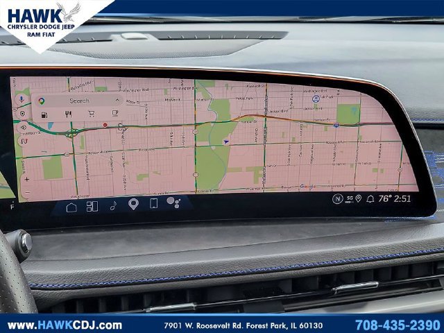 Used 2025 Cadillac XT4 Sport AWD/4WD image 19