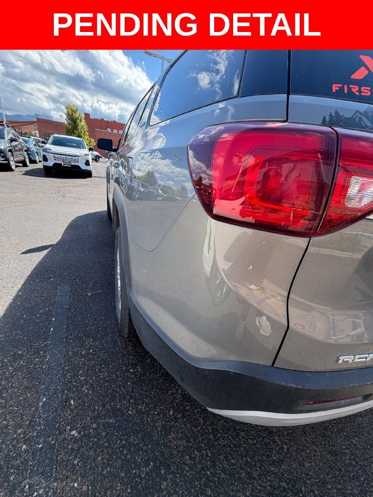 Used 2019 GMC Acadia SLE AWD/4WD image 25