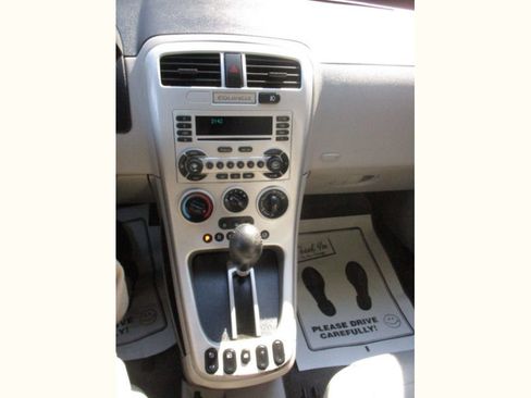 Used 2005 Chevrolet Equinox LT w/ Preferred Equipment Group image 17