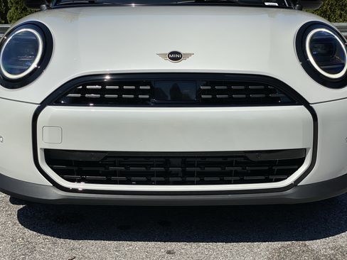Used 2026 MINI Cooper 2-Door Hardtop FWD image 30