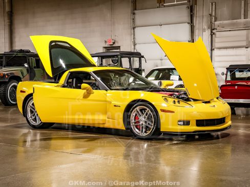 Used 2008 Chevrolet Corvette Z06 w/ Preferred Equipment Group RWD image 82