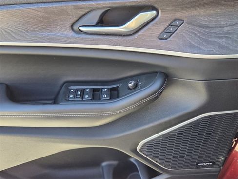 Used 2021 Jeep Grand Cherokee L Limited image 31