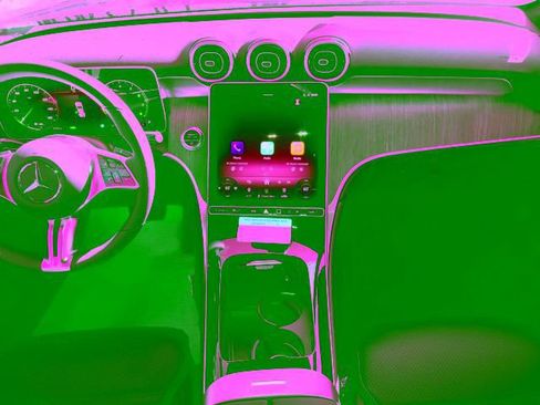 Certified 2026 Mercedes-Benz GLC 300 image 19