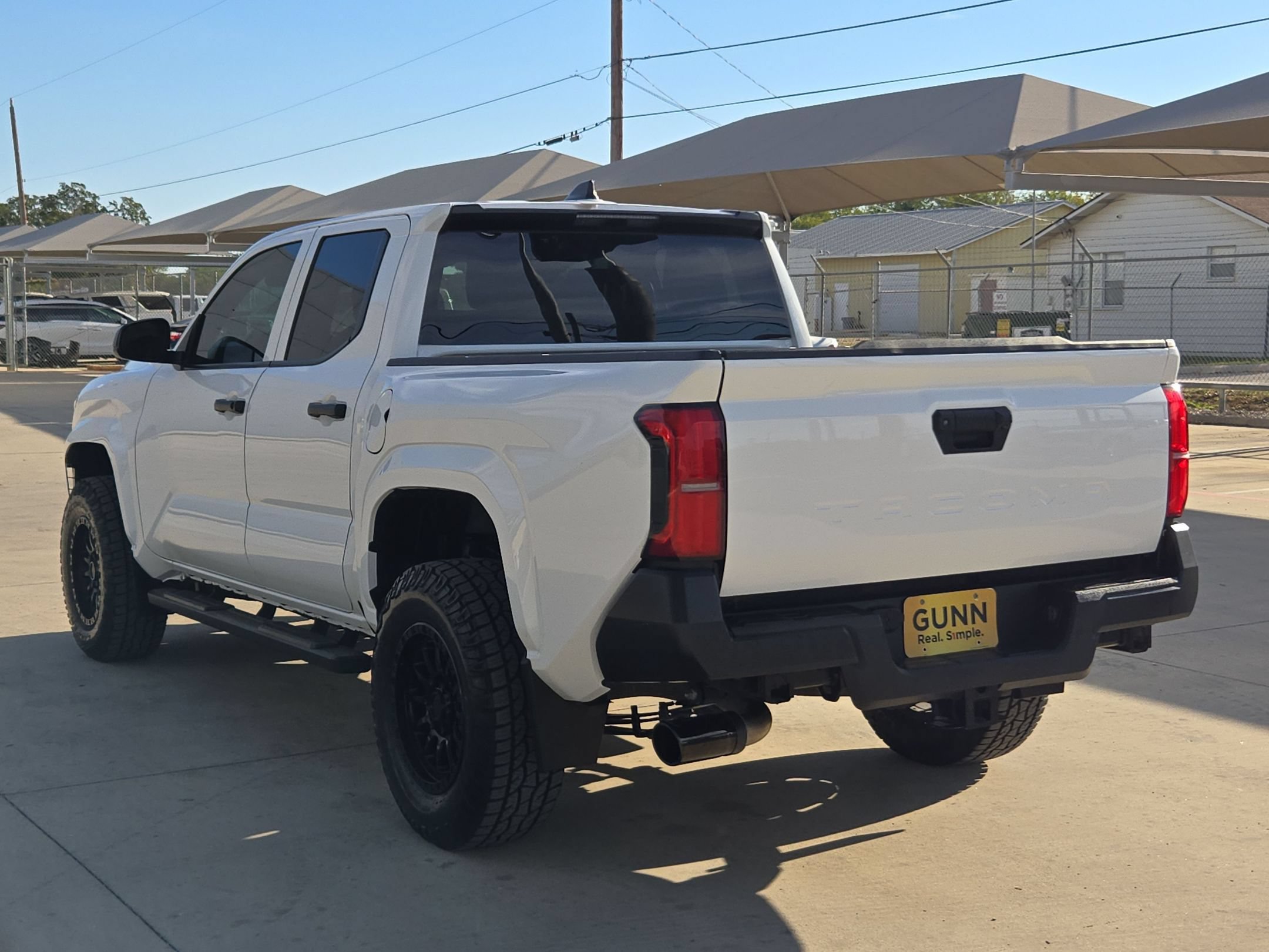 Used 2024 Toyota Tacoma SR RWD image 5