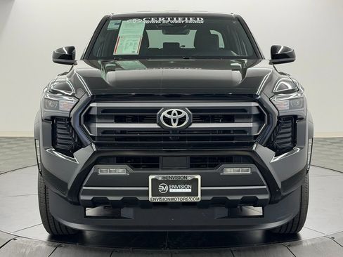 Used 2026 Toyota Tacoma SR5 AWD/4WD image 6