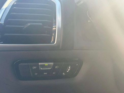 Used 2024 BMW 840i xDrive Coupe w/ Driving Assistance Package image 30