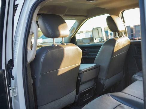 Used 2014 RAM 5500 Tradesman image 32