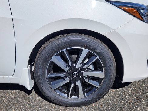 New 2025 Nissan Versa SV w/ Trunk Package image 9