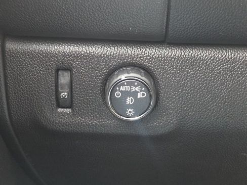 Used 2016 GMC Canyon SLE w/ SLE Convenience Package RWD image 24