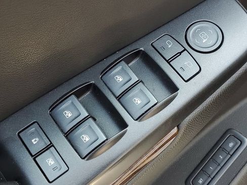 Used 2019 Chevrolet Tahoe LT AWD/4WD image 22