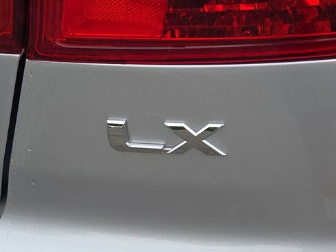Used 2005 Honda Civic LX image 30
