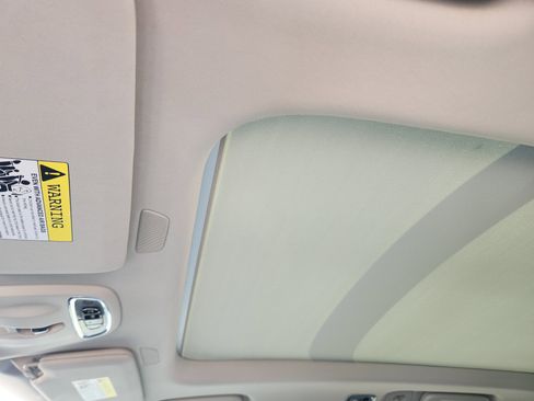 Used 2022 Volvo XC90 T6 Momentum w/ Advanced Package image 31