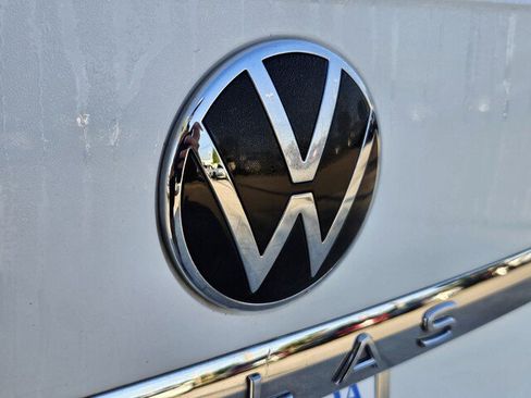 Used 2021 Volkswagen Atlas Cross Sport S image 30