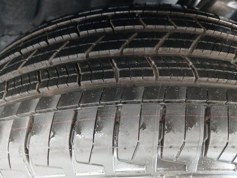 New 2025 Jeep Grand Cherokee L Laredo w/ Luxury Tech Group I image 22