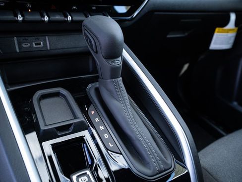 New 2026 Chevrolet Colorado W/T image 20