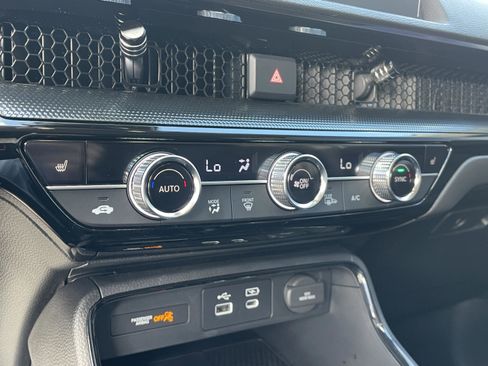 Used 2025 Honda CR-V EX-L image 32