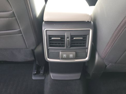 Used 2019 Subaru Forester Premium image 16