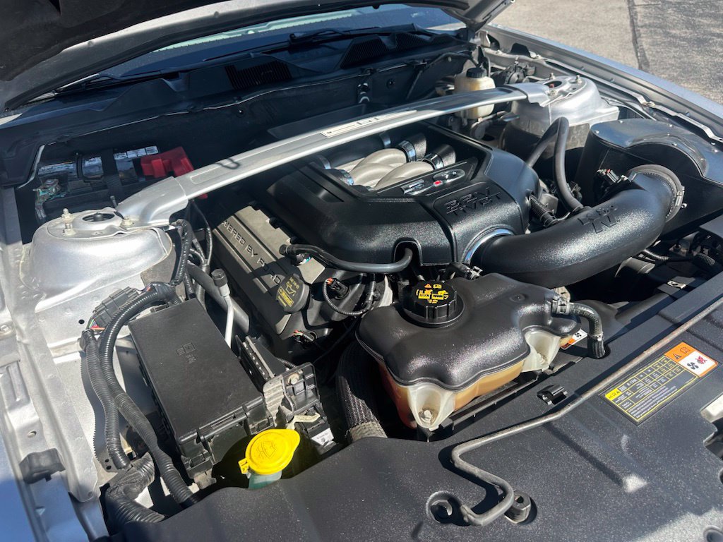 Used 2013 Ford Mustang GT Premium w/ Electronics Pkg RWD image 32