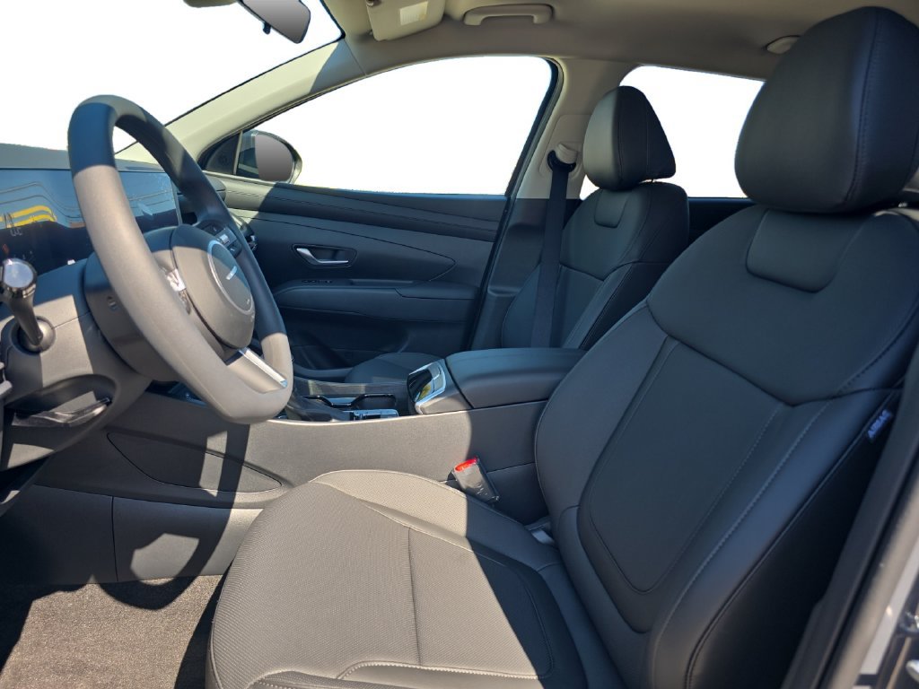 New 2026 Hyundai Tucson SEL Plus w/ Tow & Go Package FWD image 11