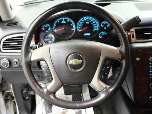 Used 2012 Chevrolet Tahoe LTZ AWD/4WD image 18