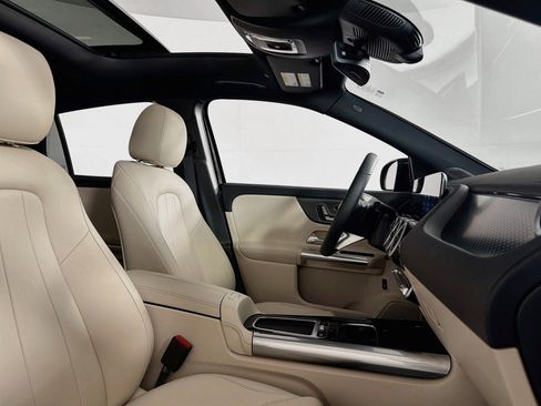 Certified 2026 Mercedes-Benz GLA 250 image 8