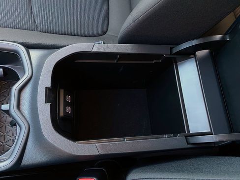 Used 2025 Toyota RAV4 LE image 19