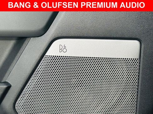 Used 2024 Ford F150 Lariat w/ FX4 Off-Road Package image 5