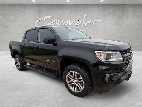 Used 2022 Chevrolet Colorado LT w/ Safety Package image 2