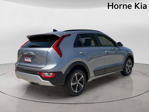 New 2026 Kia Niro LX FWD image 4