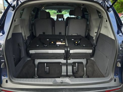 Used 2023 Toyota Sienna LE AWD/4WD image 44
