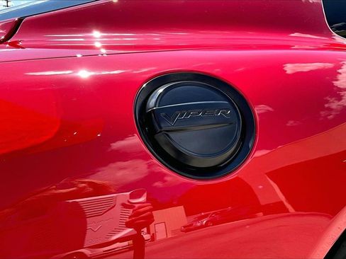 Used 2017 Dodge Viper GTC w/ GTS Interior Package RWD image 39