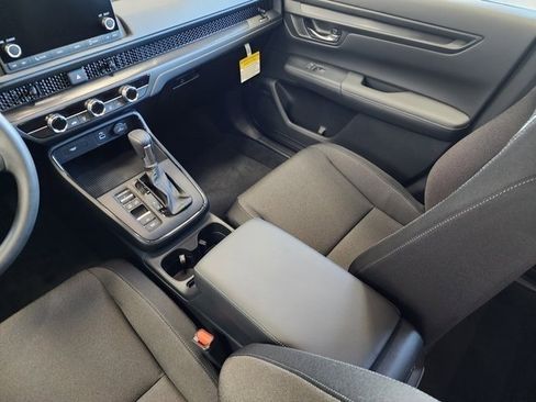 Used 2025 Honda CR-V LX image 14