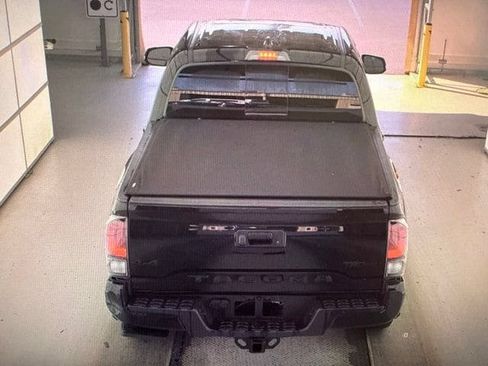 Used 2023 Toyota Tacoma TRD Pro AWD/4WD image 11