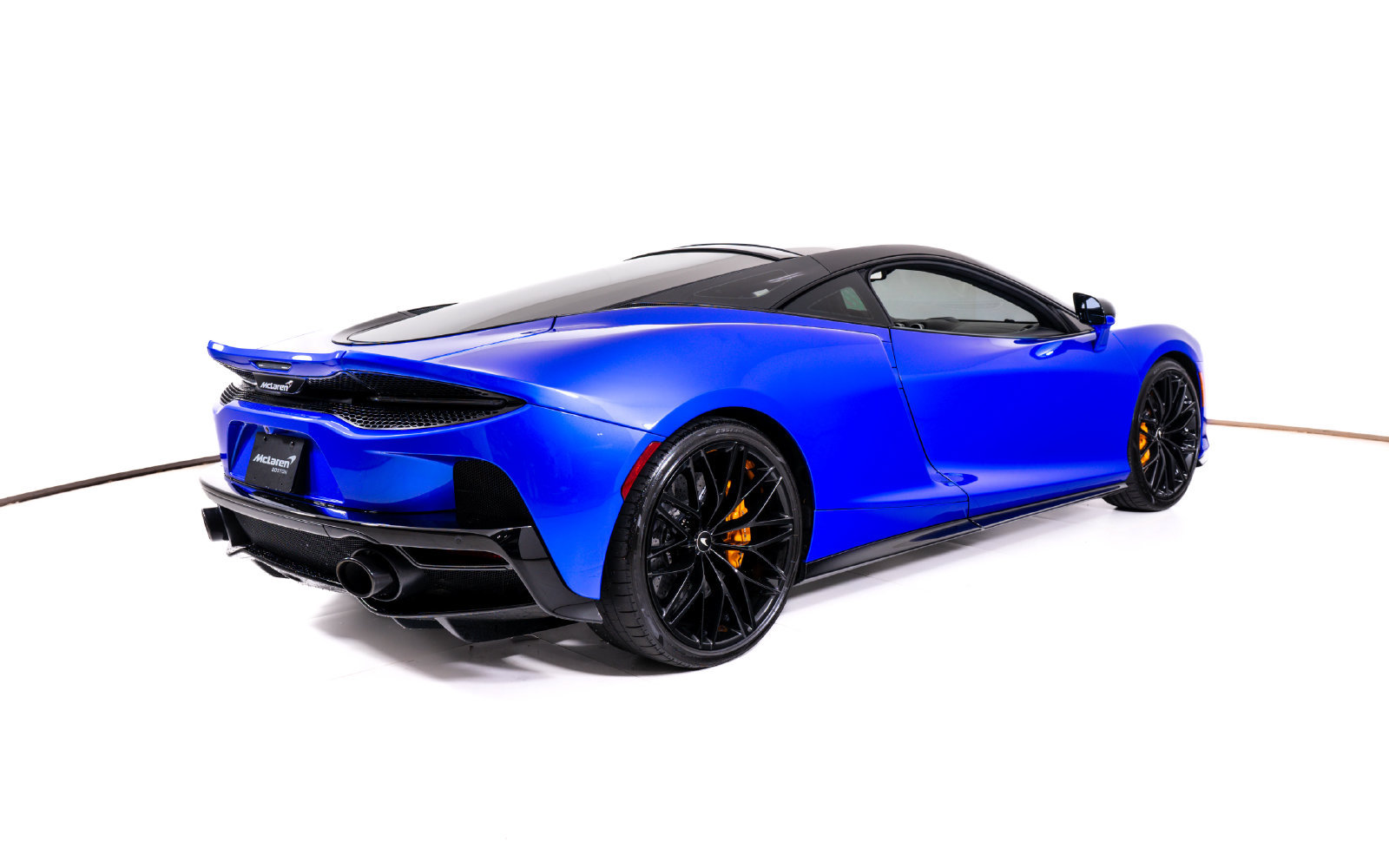 Used 2023 McLaren GT RWD image 5