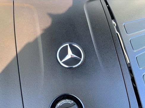 Used 2025 Mercedes-Benz C 300 4MATIC Sedan image 29